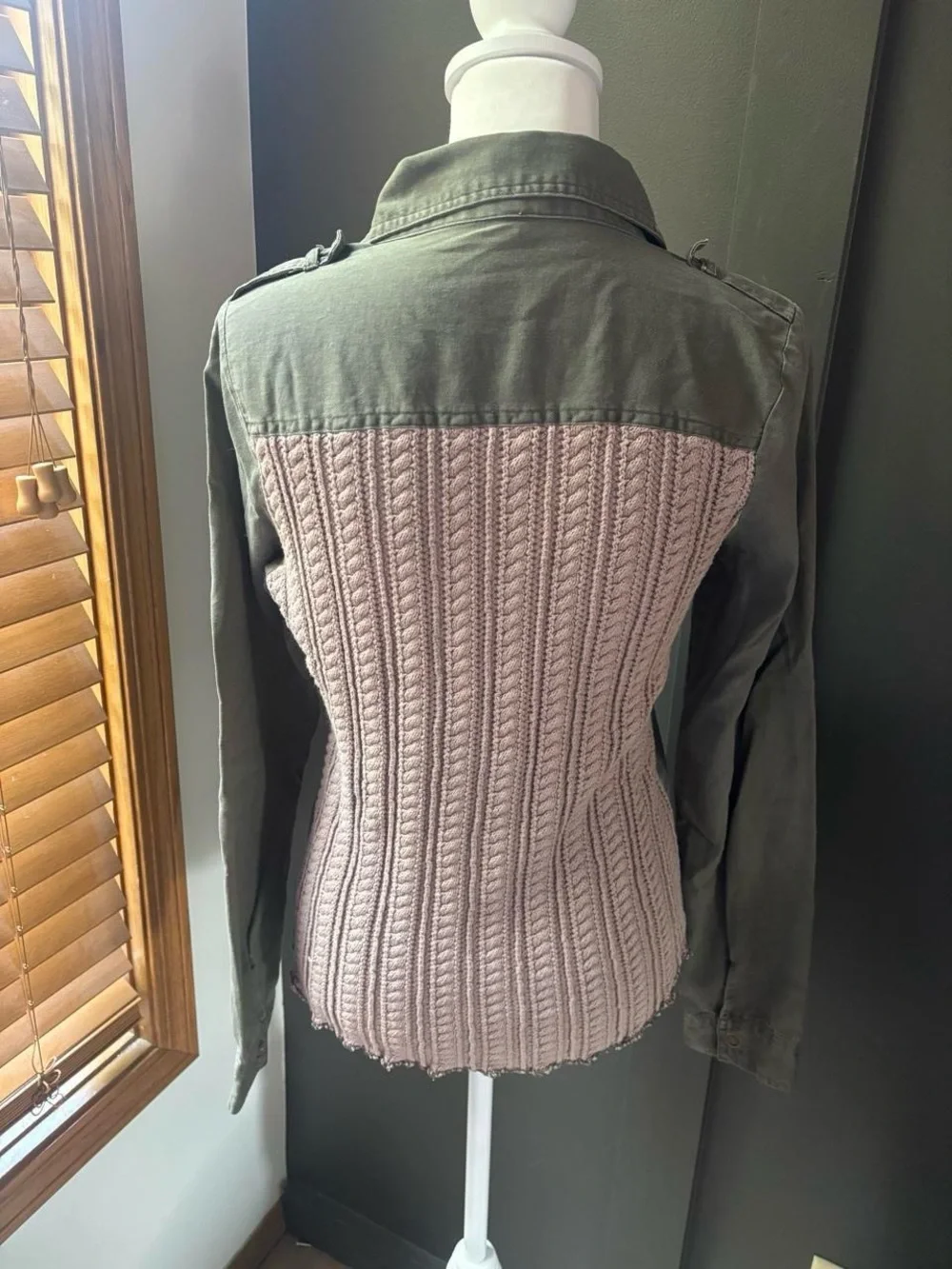 BKE Olive Green Utility Jacket Military Style Zip Pocket Snap Front Medium